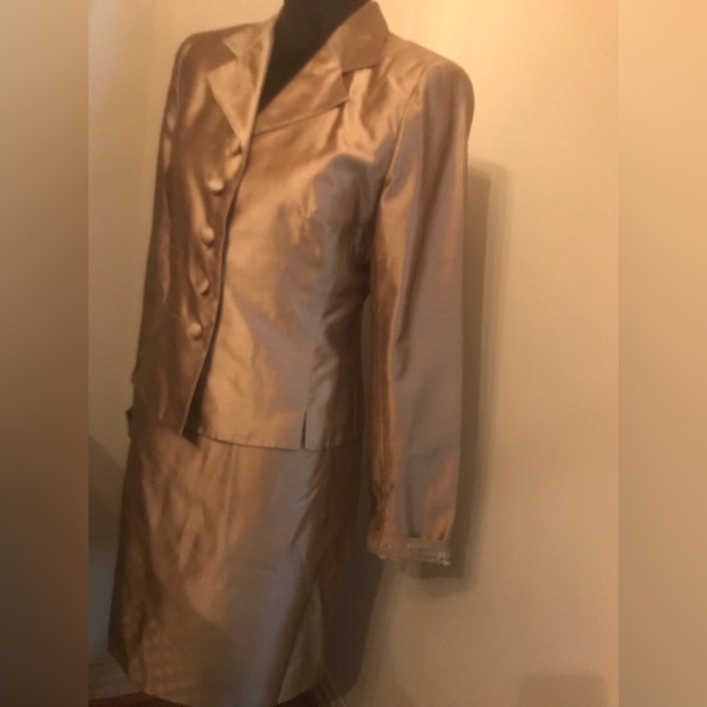 Kay Unger Suit, Size 6